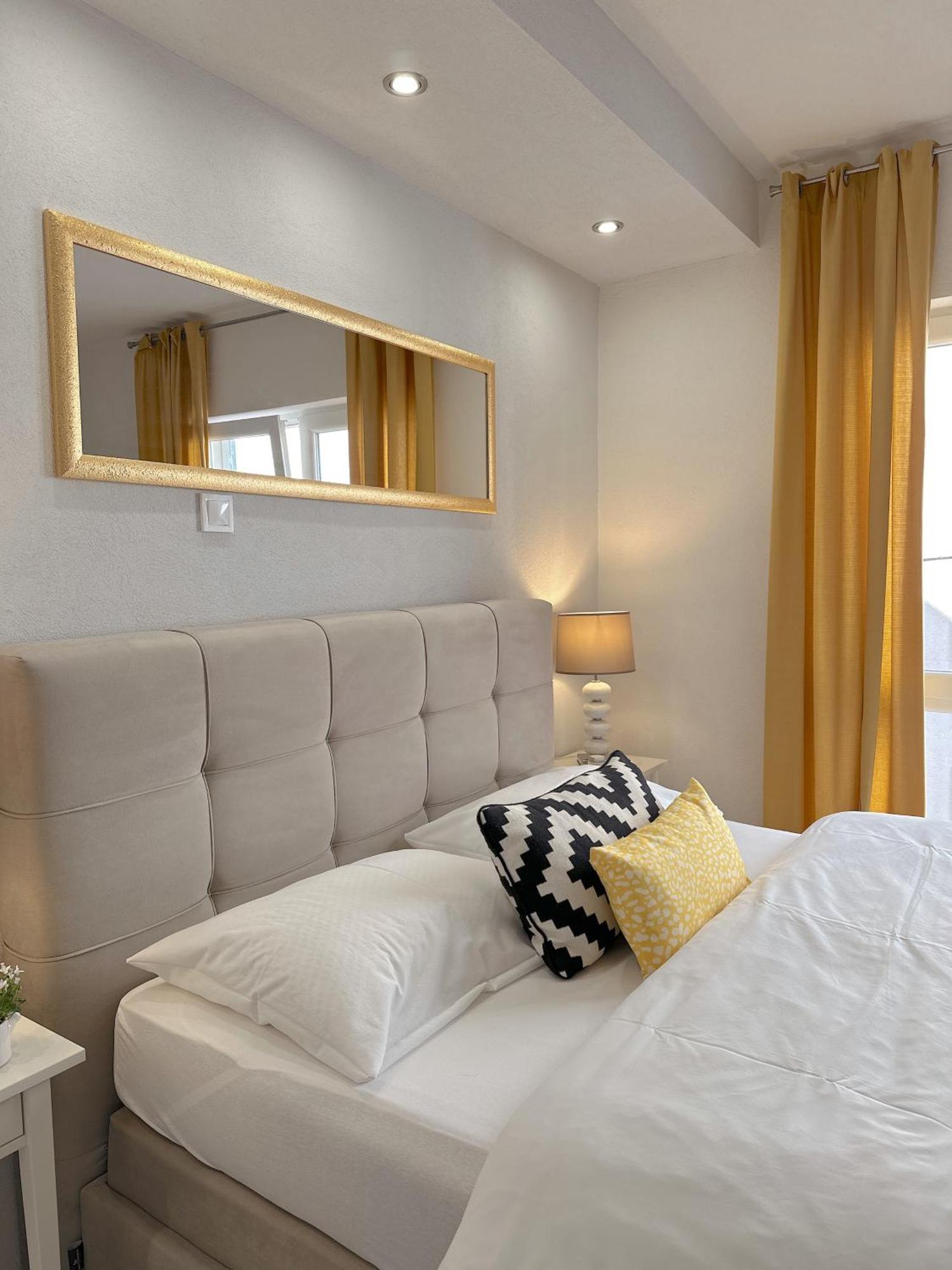 Anamari Apartments ザダル エクステリア 写真